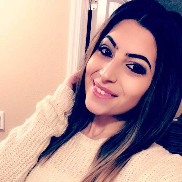 Meet your Posher, Vicky - Picture 1 of 1